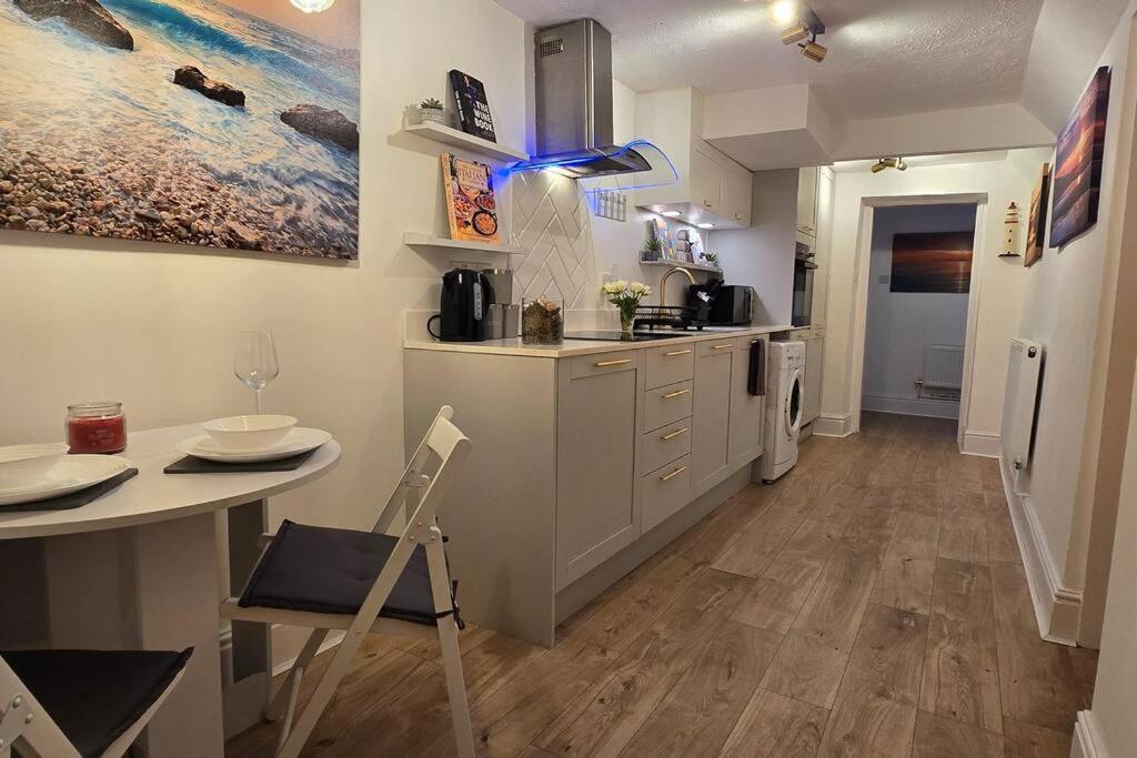Welcome To The Beach House! Rhôs-on-Sea Exteriér fotografie